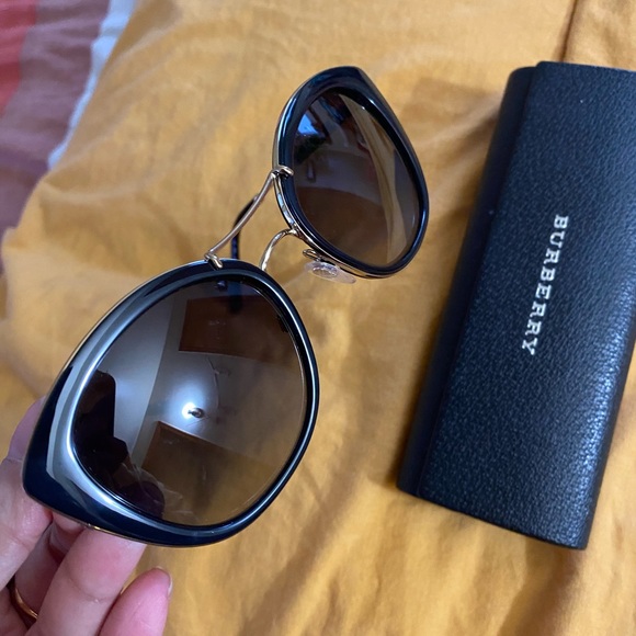 burberry sunglass - Picture 5 of 6